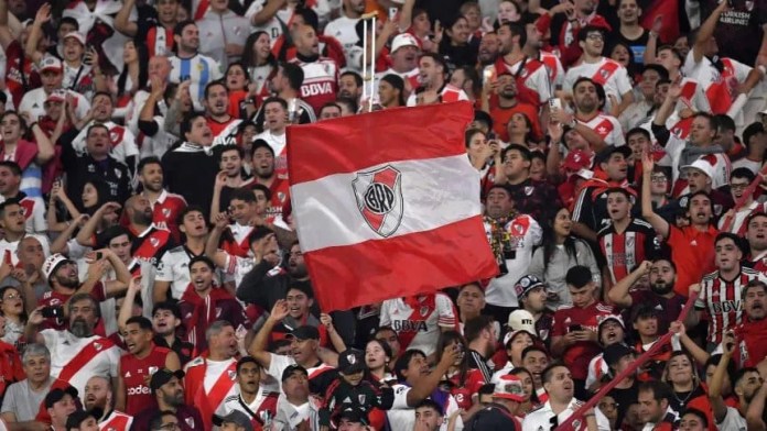 River Plate podría volver a jugar con público visitante frente a Talleres en Córdoba